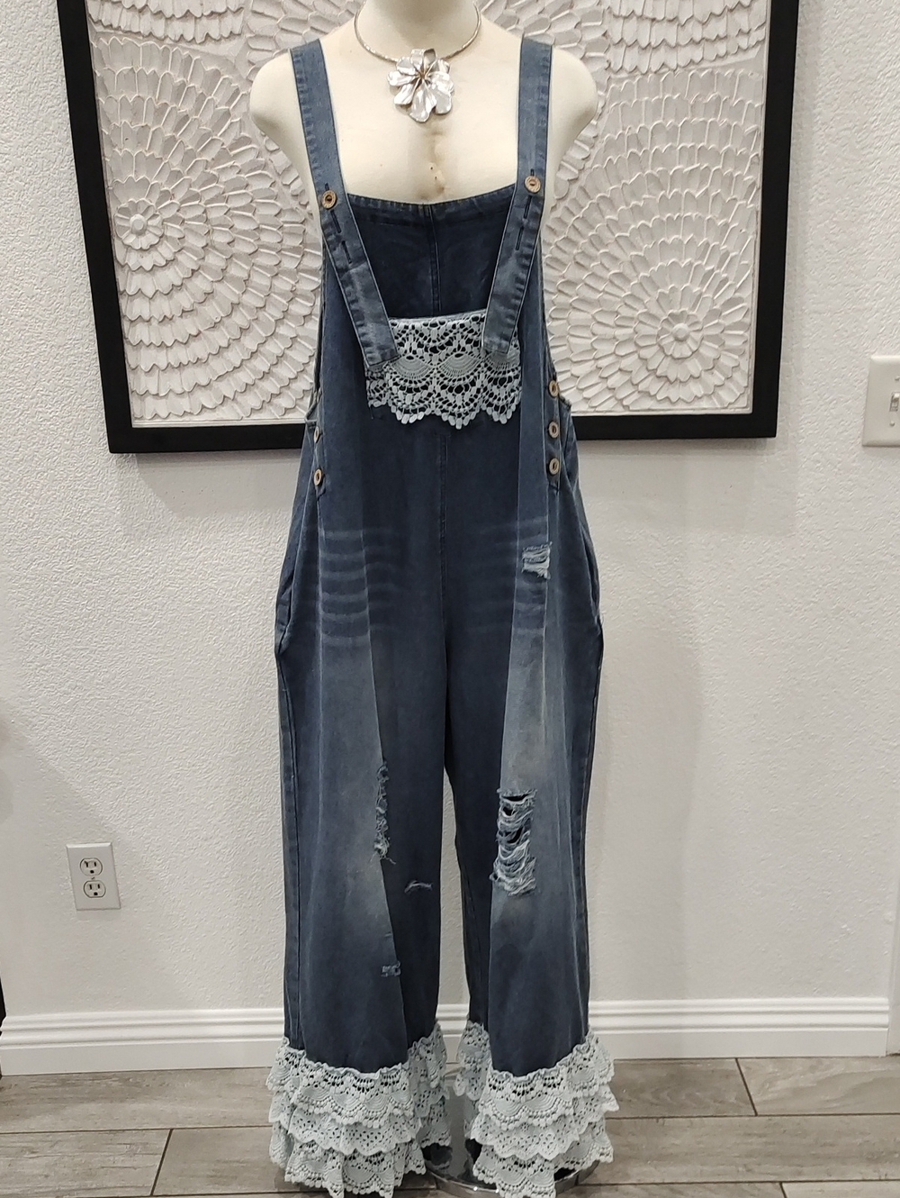 Boho crochet Ruffle Distressed Overalls - Picture 2 of 7